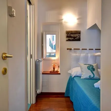 La Nicchia Sul Porto- Piccolo Vista A Mare A Un Passo Dalle Spiagge - 4 Posti Letto Apartament