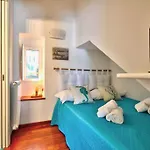 شقة La Nicchia Sul Porto- Piccolo Vista A Mare A Un Passo Dalle Spiagge - 4 Posti Letto