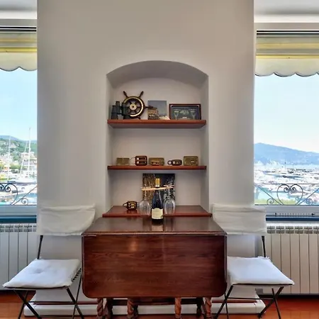 La Nicchia Sul Porto- Piccolo Vista A Mare A Un Passo Dalle Spiagge - 4 Posti Letto Apartmán *