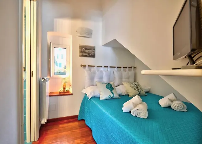 아파트 La Nicchia Sul Porto- Piccolo Vista A Mare A Un Passo Dalle Spiagge - 4 Posti Letto