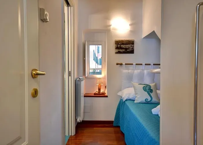 La Nicchia Sul Porto- Piccolo Vista A Mare A Un Passo Dalle Spiagge - 4 Posti Letto 아파트